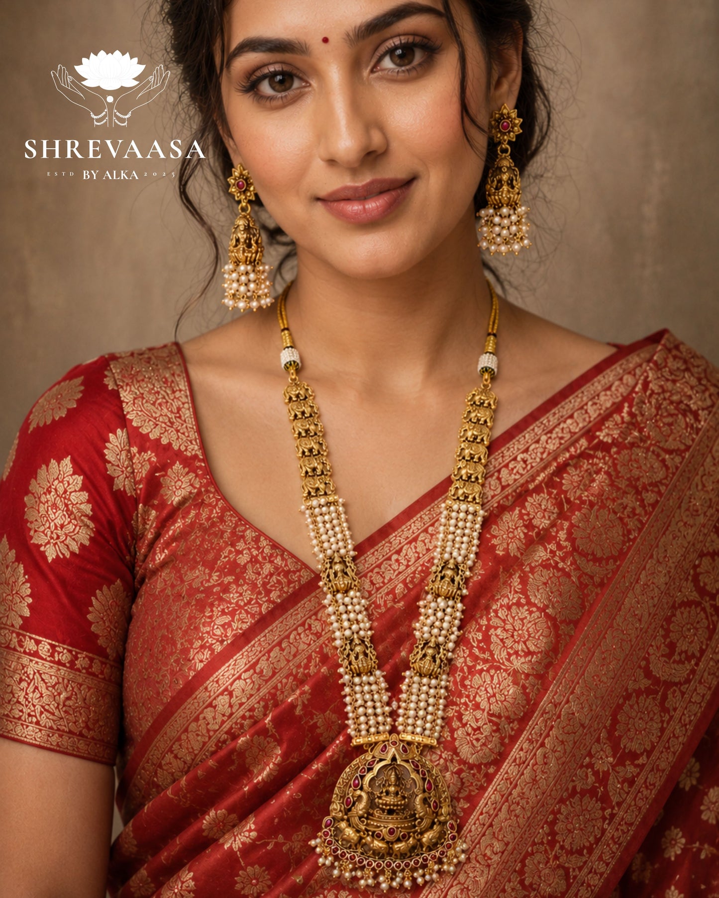 Classic Temple Jewellery Necklace Set for Rent